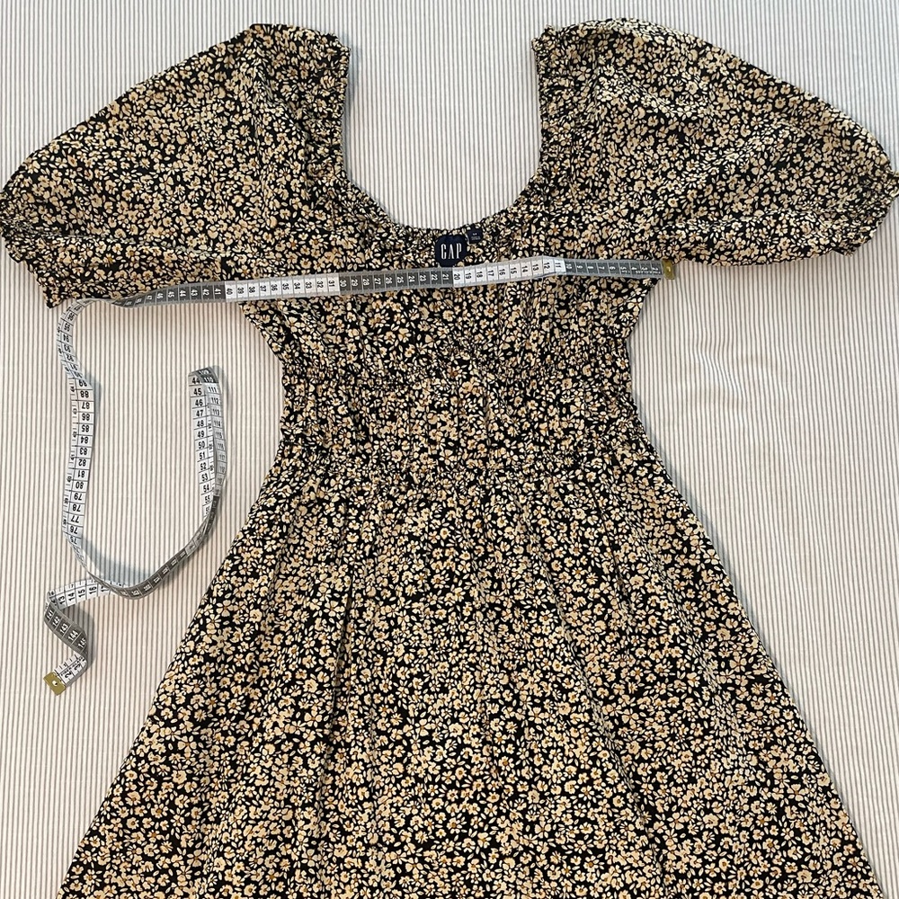 Gap Puff sleeve midi dress- nwot